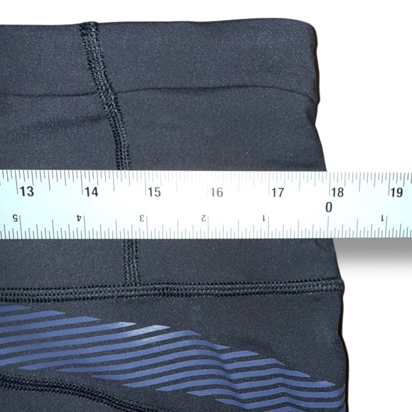 ATHLETA Alyson Felix Legend Shortie - Black 2X - Picture 5 of 11